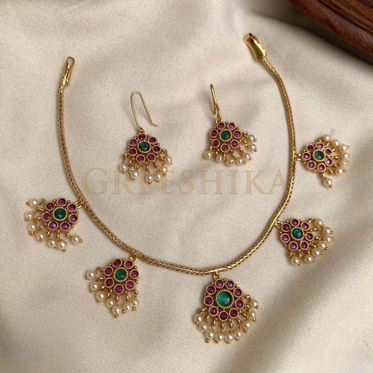 Attigai Necklace with Jhumkis