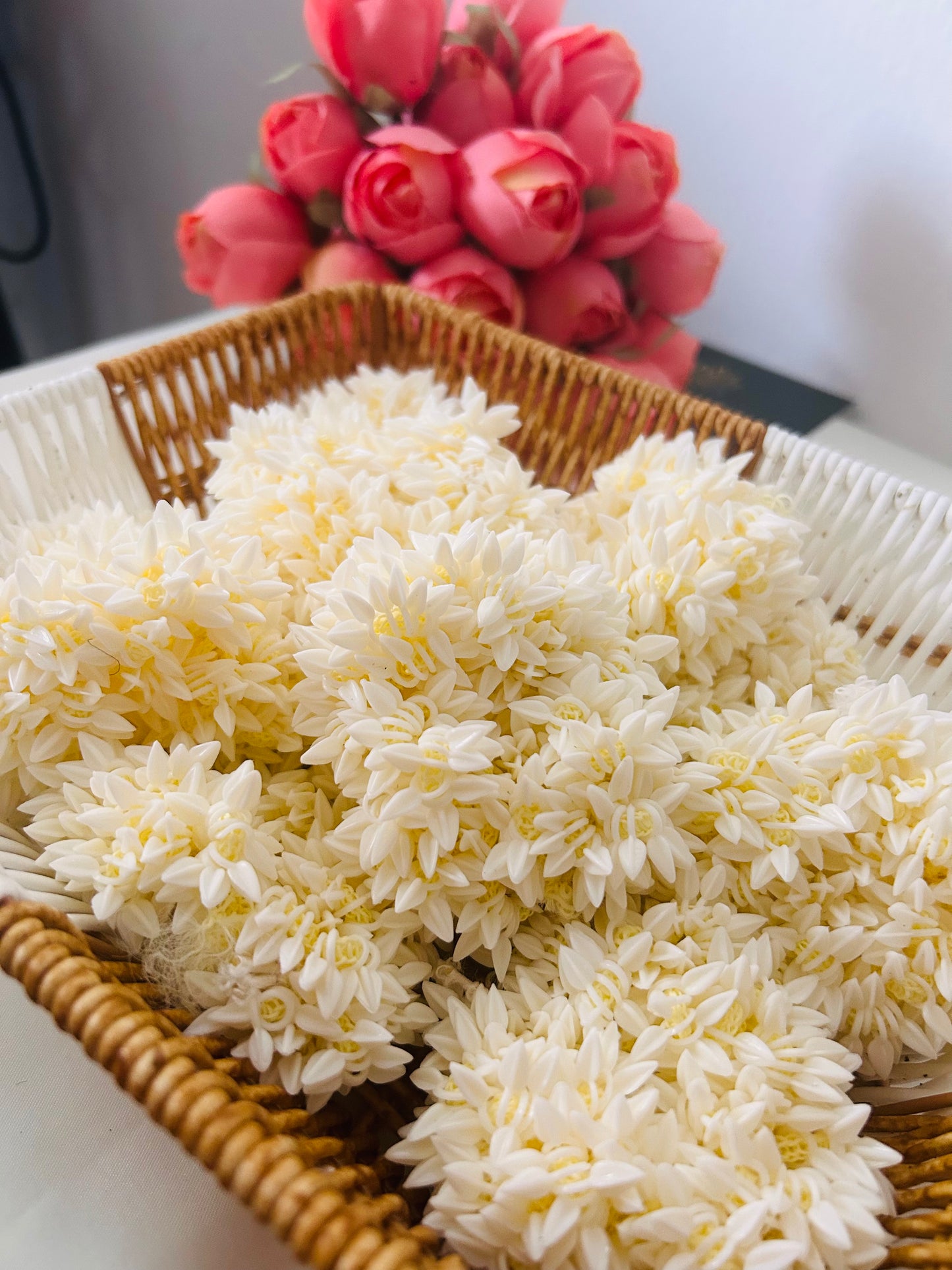 SCENTED JASMINE SCRUNCHIES