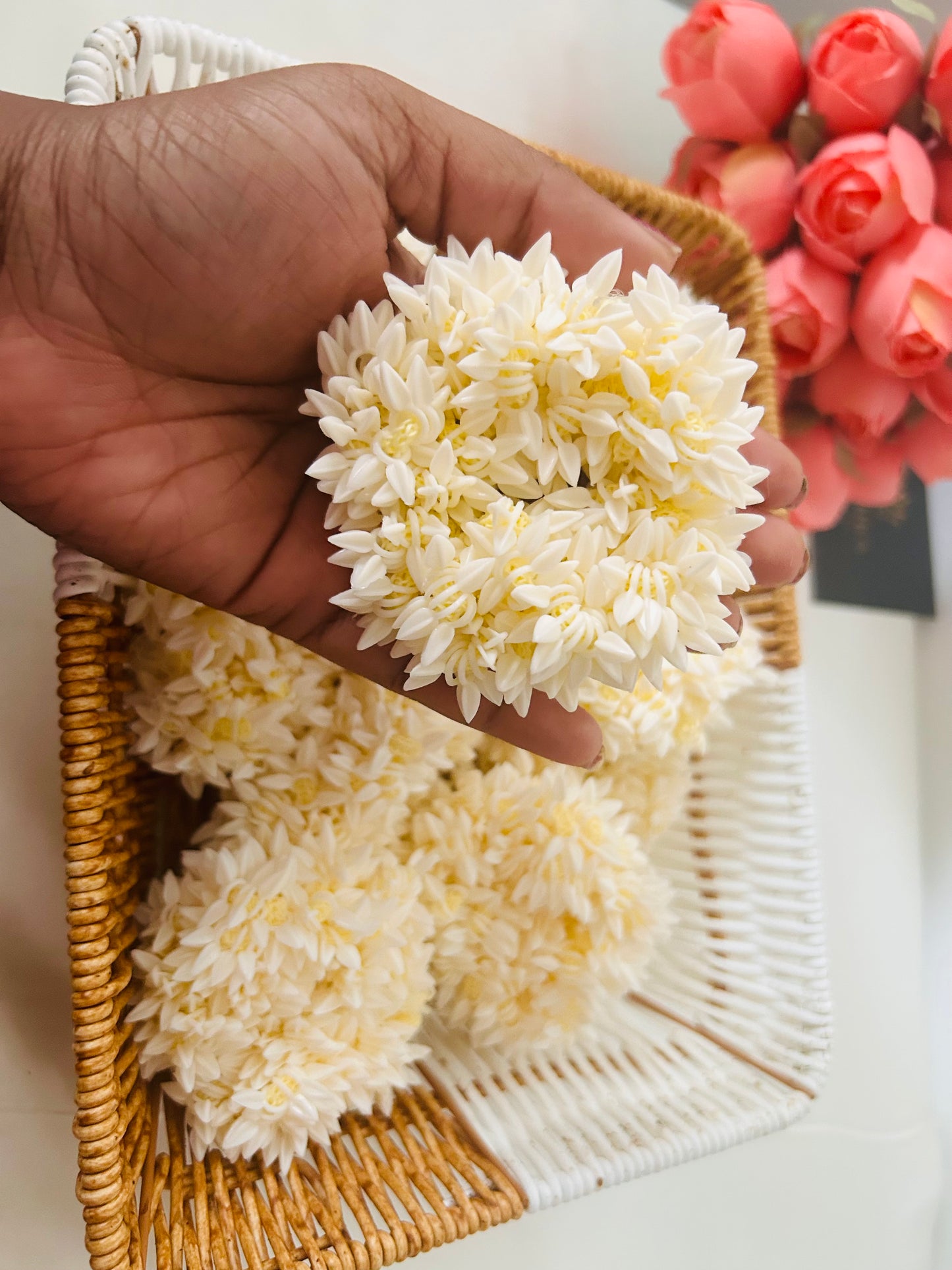 SCENTED JASMINE SCRUNCHIES