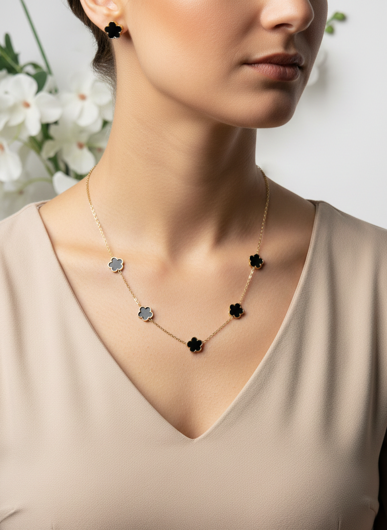 5-Leaf Clover Necklace with Earrings