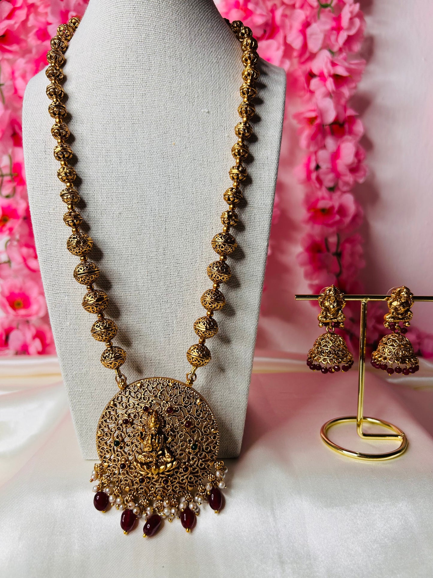 KEMP LAKSHMI PENDANT WITH JHUMKA