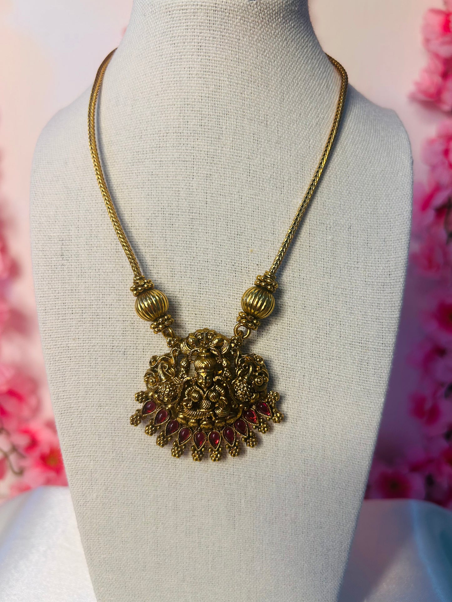 Daivik gold chain V2.0