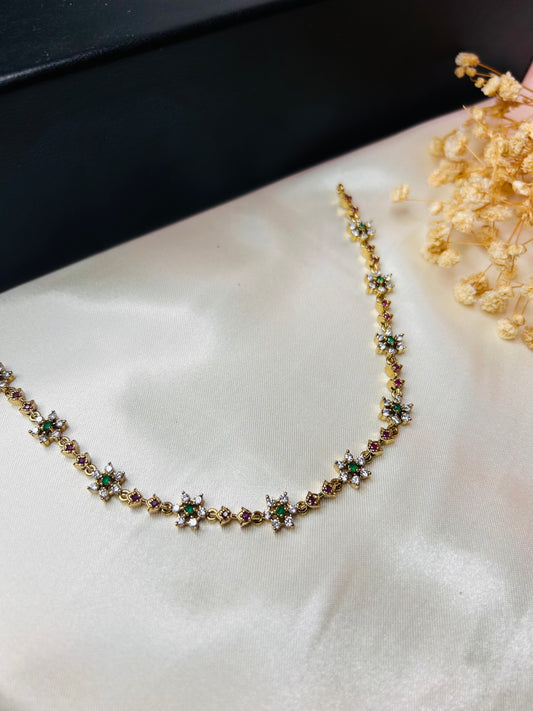 AD FLOWER EMARALD NECKLACE