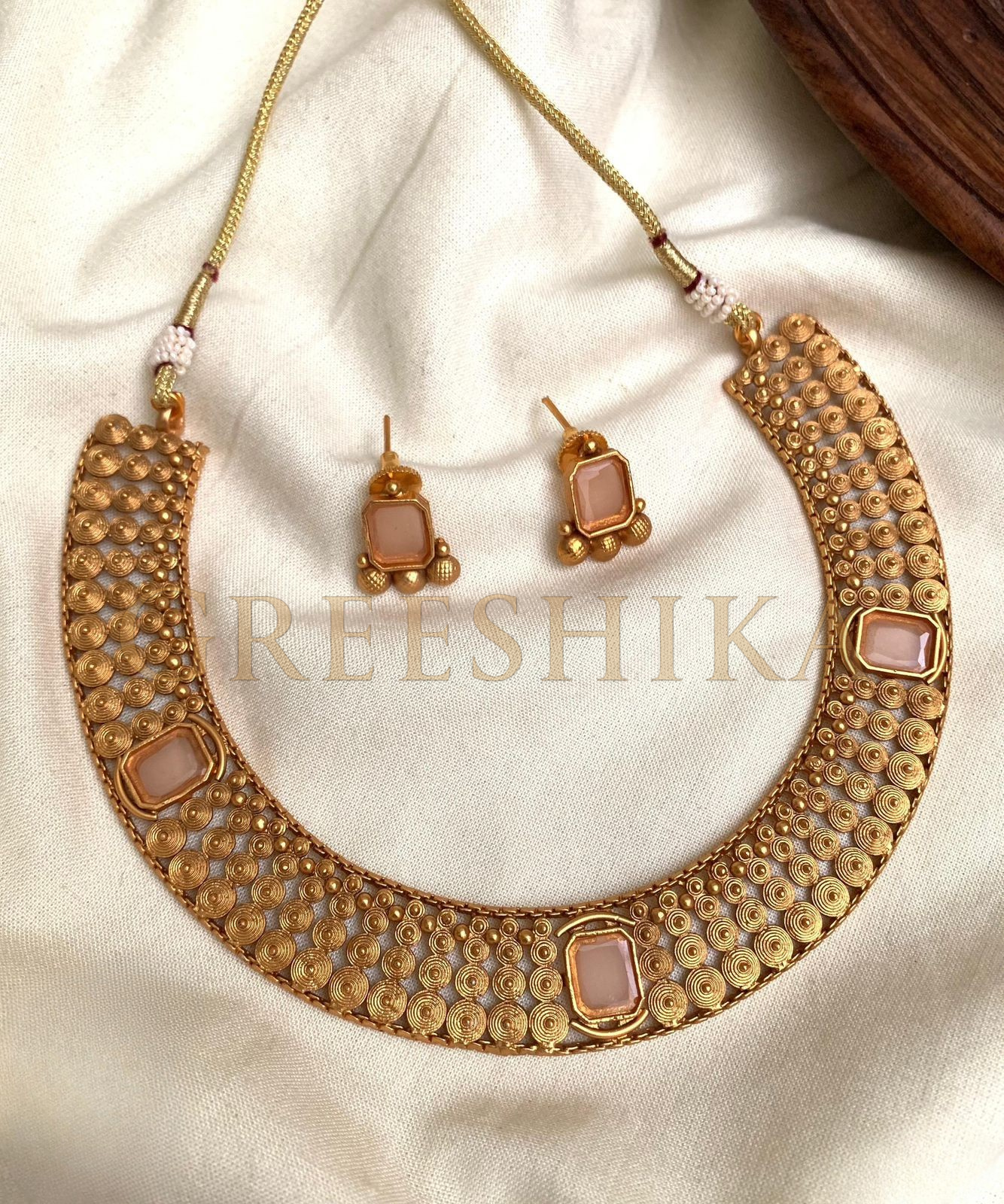 Chakara Pearl Bead Choker