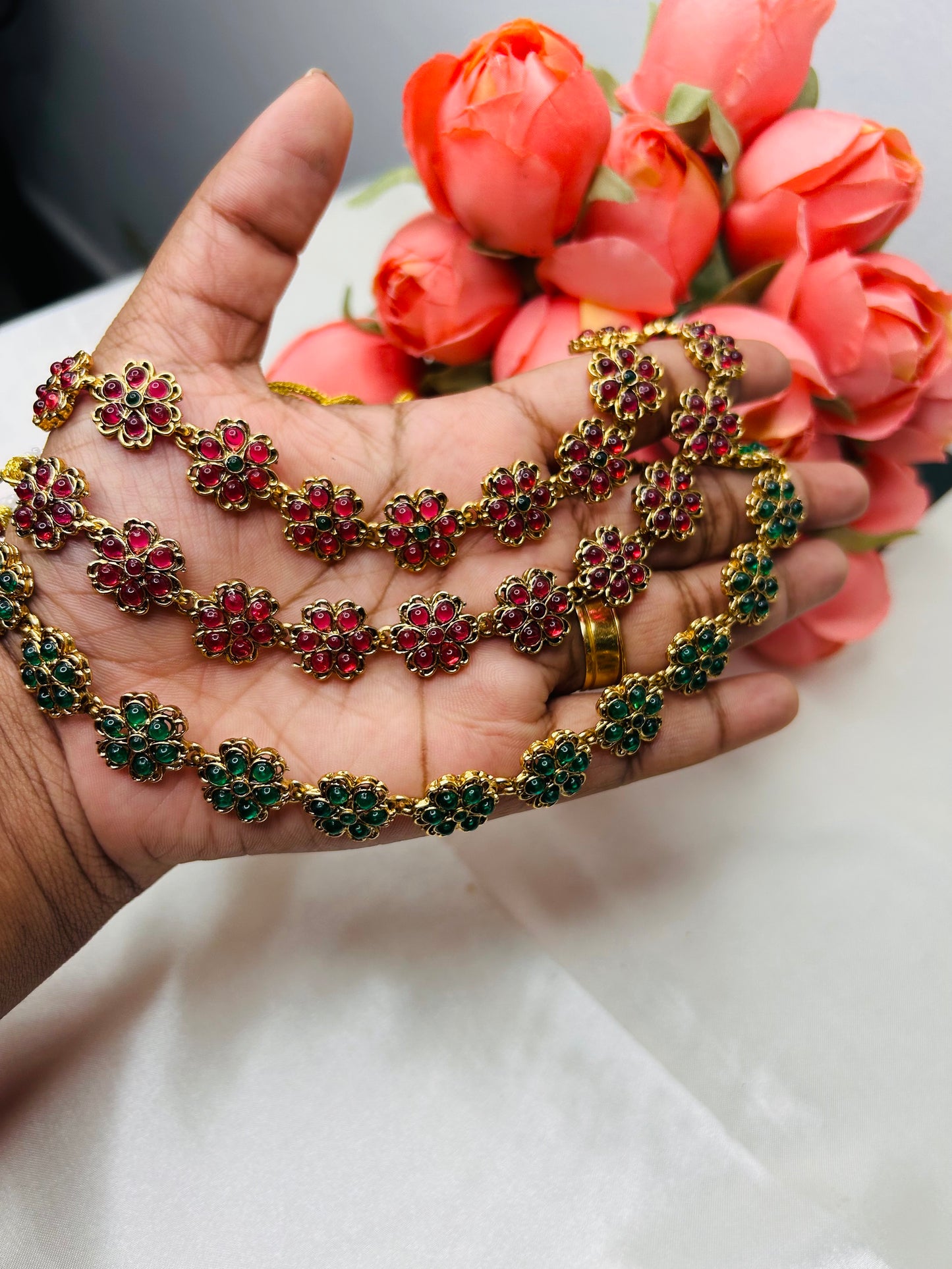 KEMP SIMPLE NECKSET