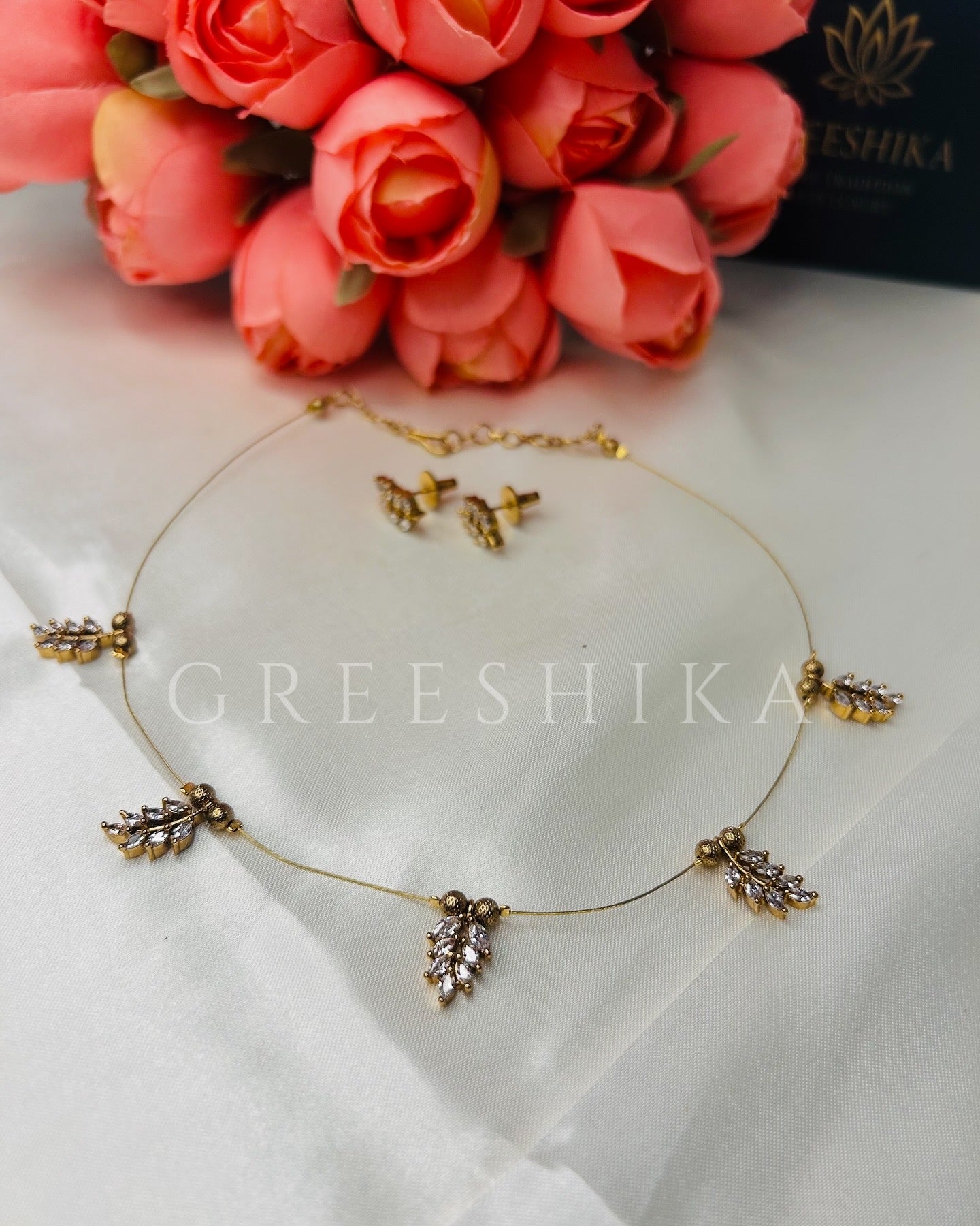 AD STONE INVISBLE CHAIN