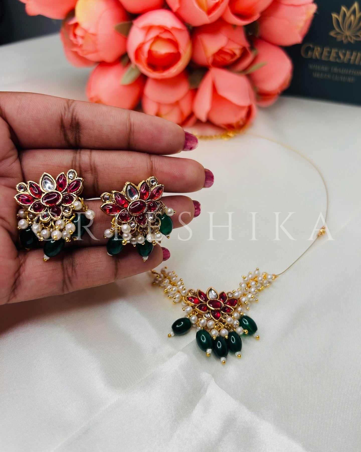 KEMP JADAU LIKE LOTUS CHAIN