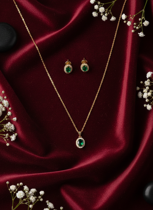 Halo Emarald Green Pendant with Earrings