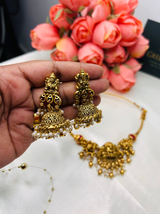 LEKSHMI HIGH NECK CHOCKER