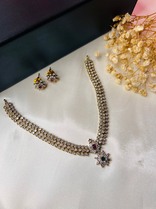 AD Classic Stone Necklace