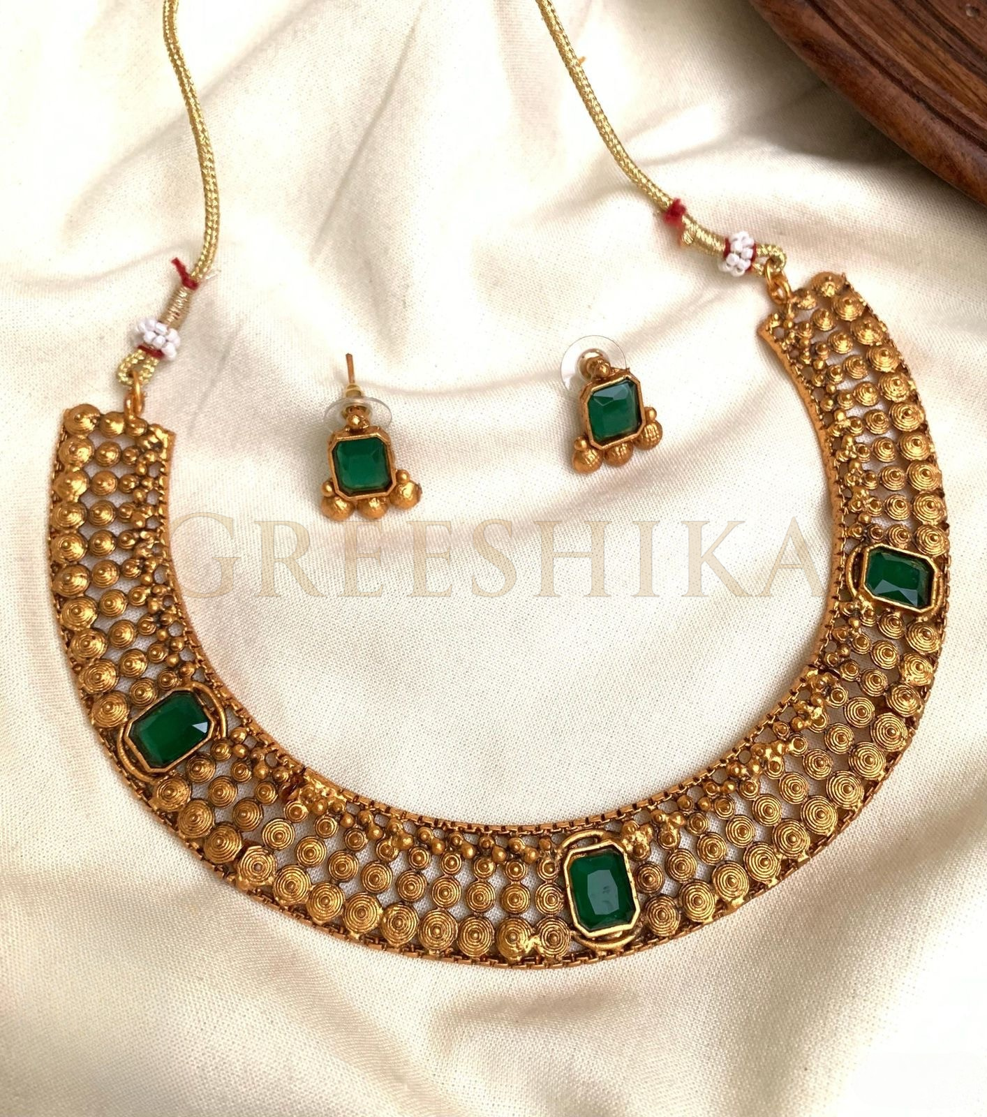 Chakara Pearl Bead Choker