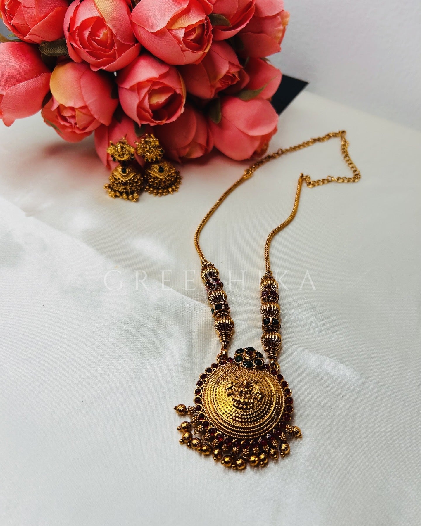 LEKSHMI PENDANT HARAM