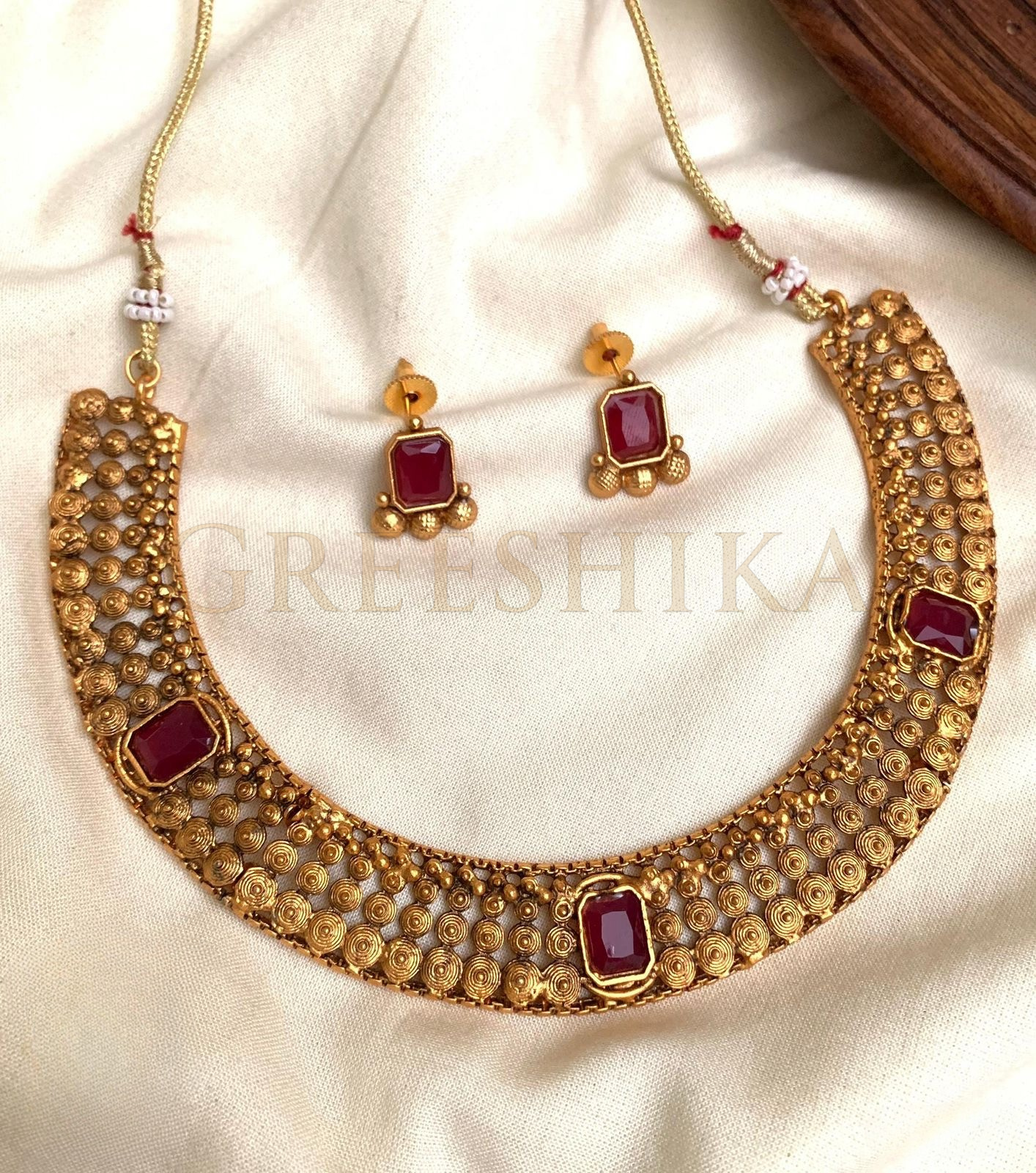 Chakara Pearl Bead Choker