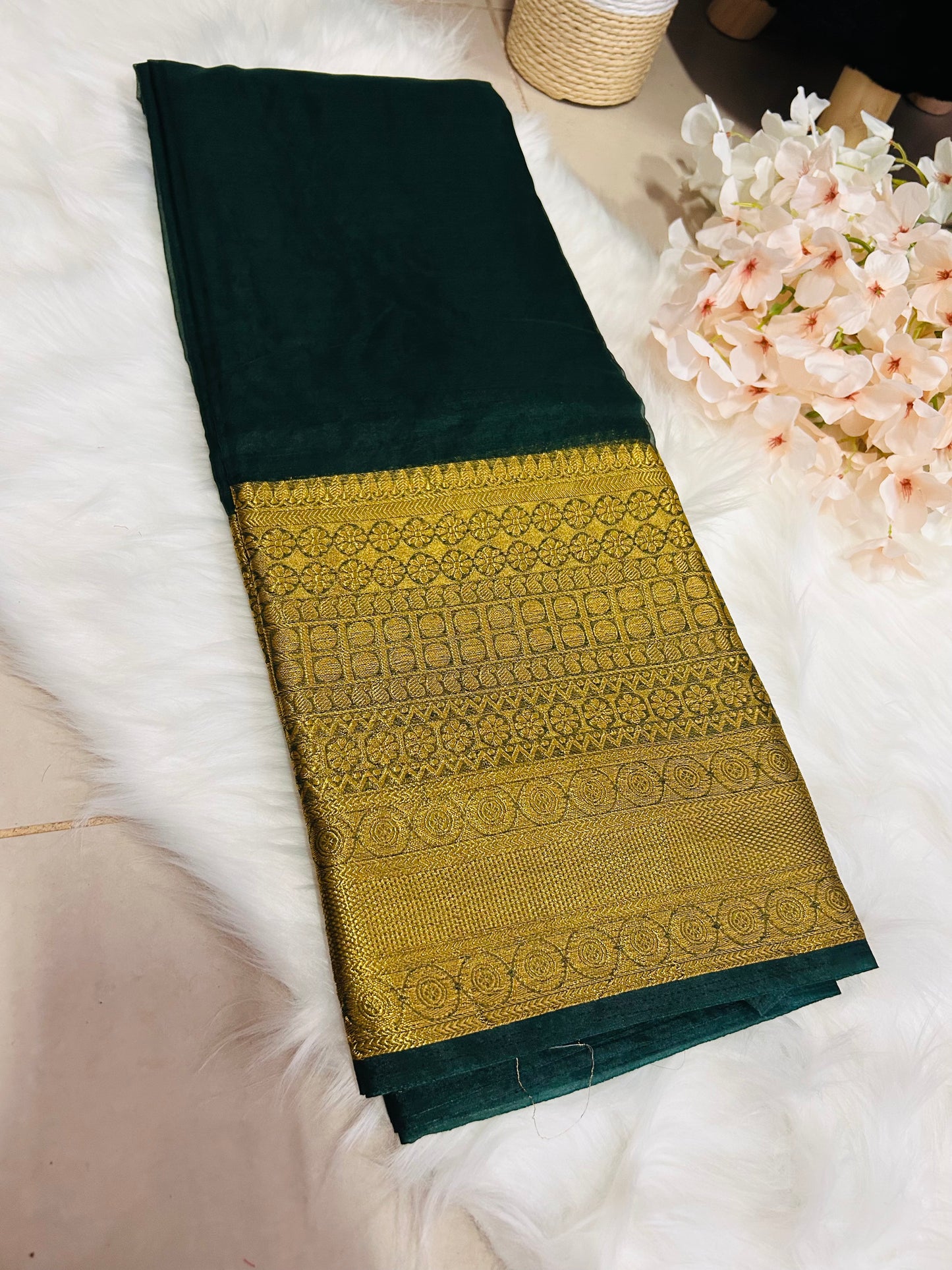 PREMIUM ORGANZA SAREE WITH HEAVY GOLDEN BORDER-EMARALD GREEN-OG130